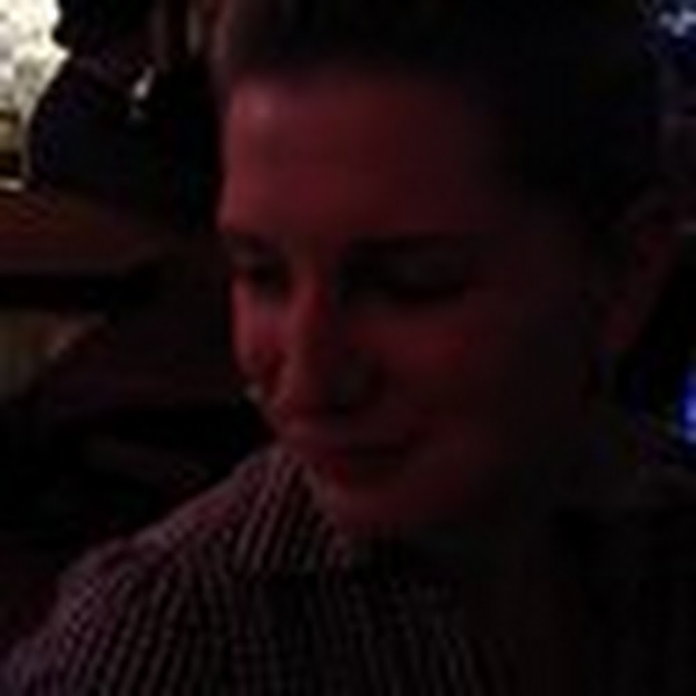 Meet your Posher, Mitzi